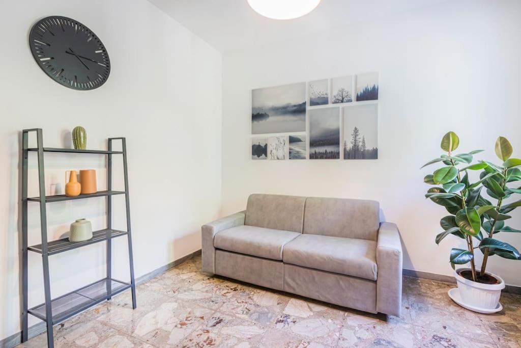 Famileisure Suites Near Policlinico & University Modena Kültér fotó